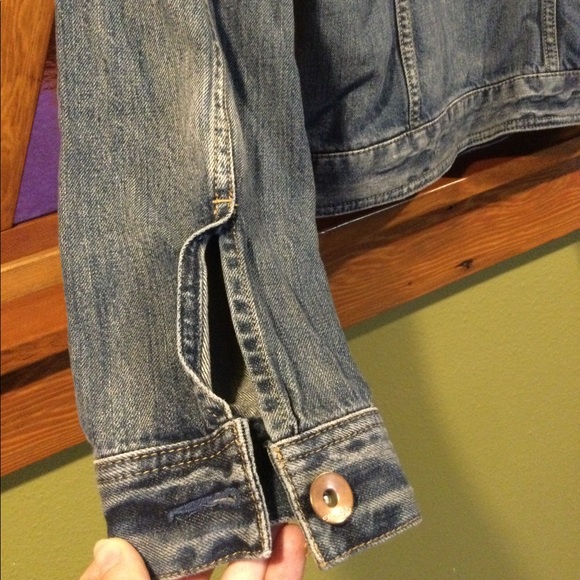 โฅ๏ธ3XHP!โฅ๏ธ Express | Cropped Classic Denim Jacket - Picture 7 of 14